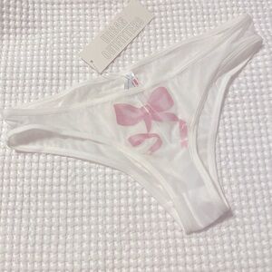 💝 Urban Outfitters